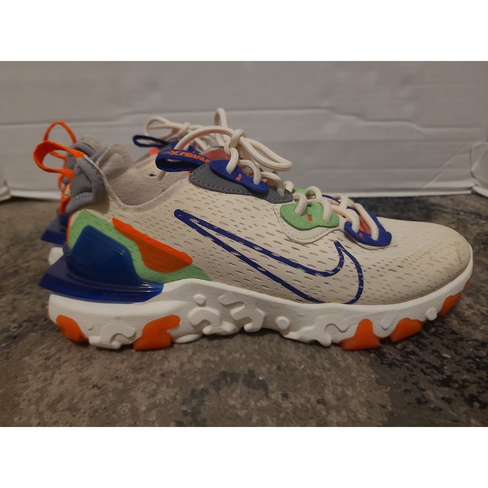 Nike React Vision Womens Size 6.5 Sneakers Pale Ivory C17523-104 - Picture 3 of 16